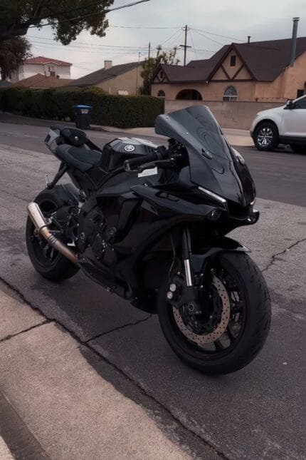 Yamaha YZF-R1