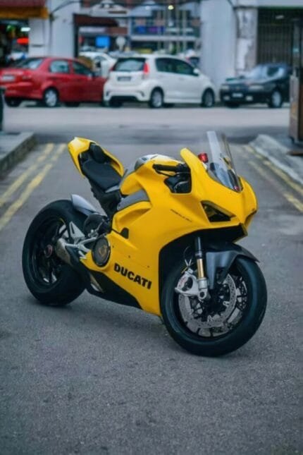 Ducati Panigale V2