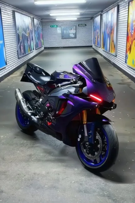 Yamaha YZF-R1