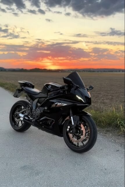 Yamaha YZF-R7